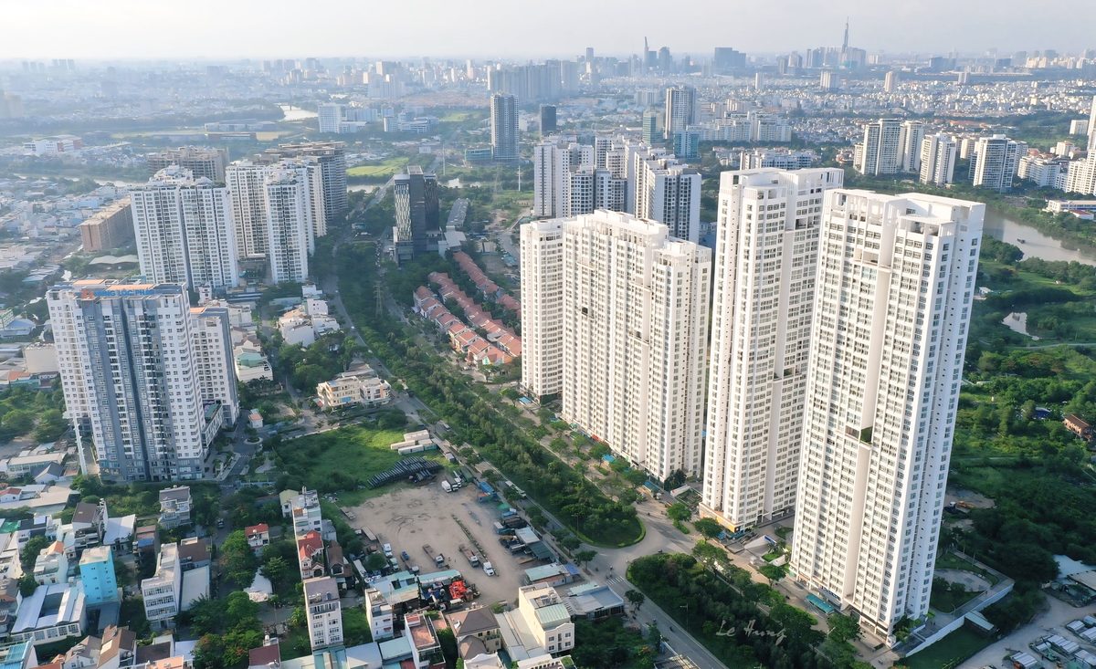 Cảnh quan Phú Hoàng Anh